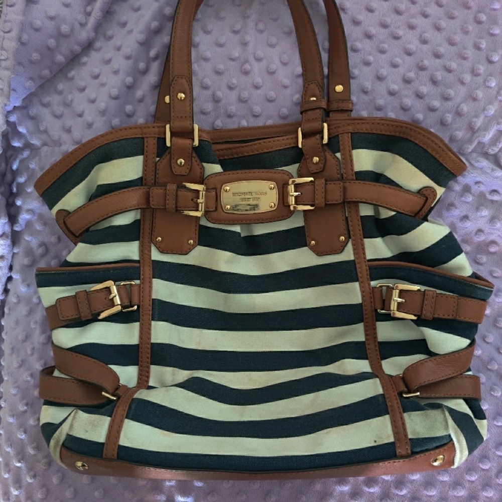Michael Kors purse